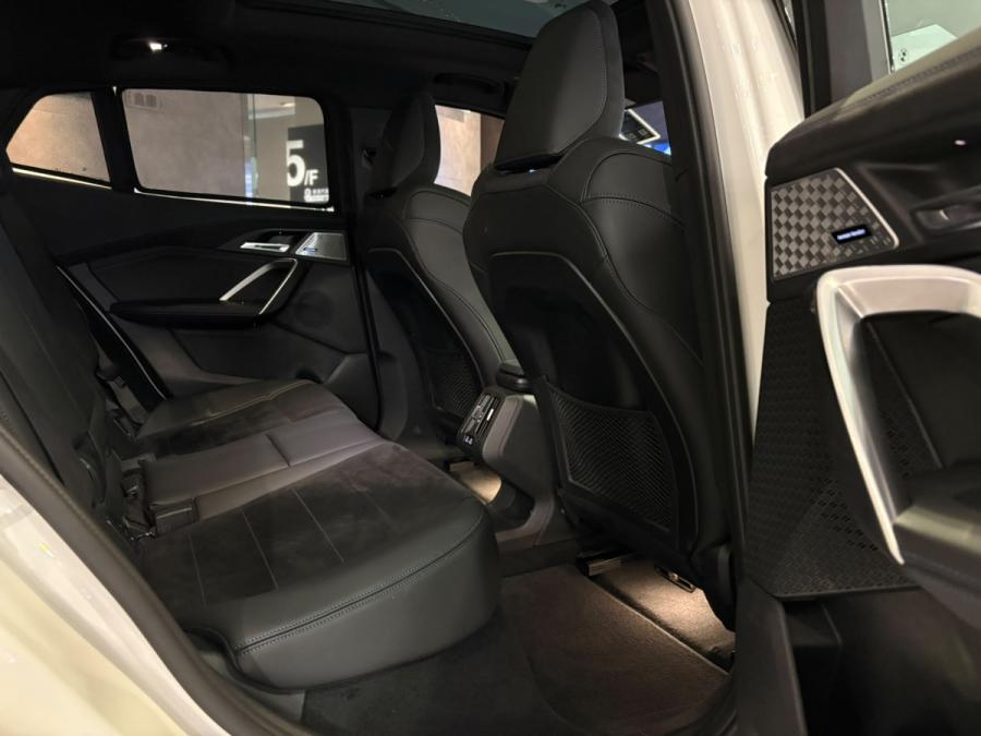 iX2 xDrive30 M Sport - Image 5